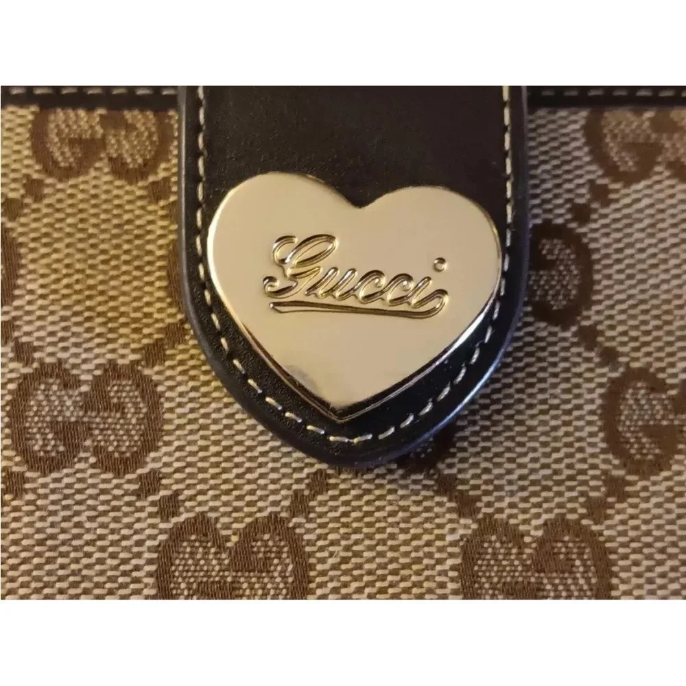 Gucci gold heart canvas and leather bifold wallet - Picture 2 of 9